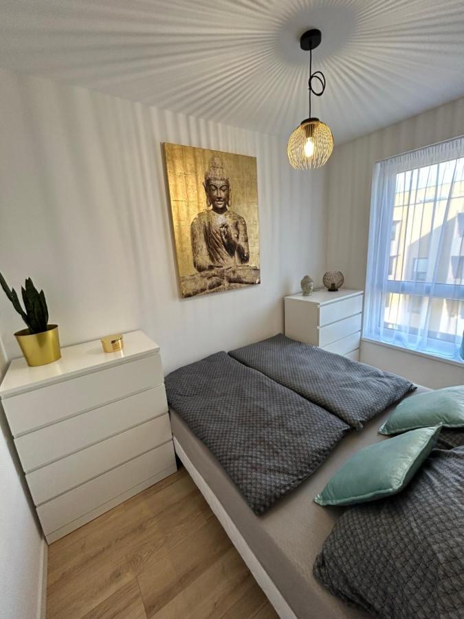 Cozy 1-Bedroom Condo Miloslavov Εξωτερικό φωτογραφία